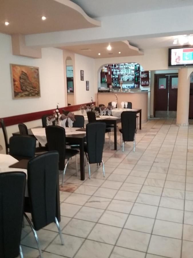 Гостевой дом Pensiune Restaurant Sfinx Буштени-19